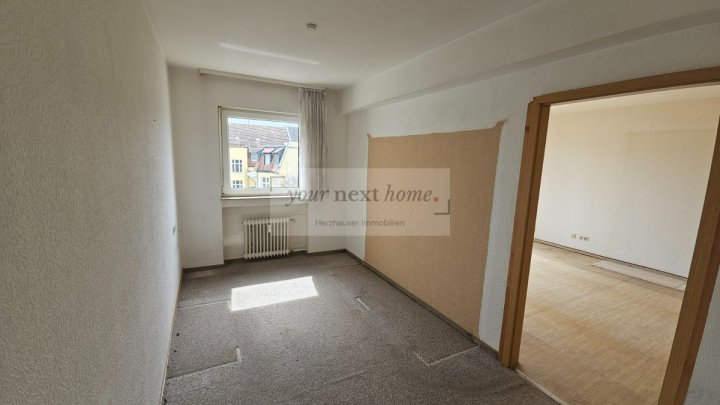 Ruhige Etagenwohnung in Saarbrücken Zentrumsnähe zu verkaufen.