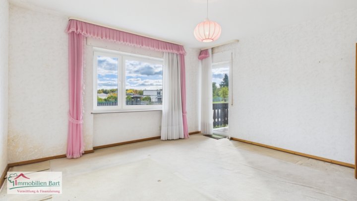 ORSCHOLZ: ZWEIFAMILIENHAUS IN TOP WOHNLAGE!