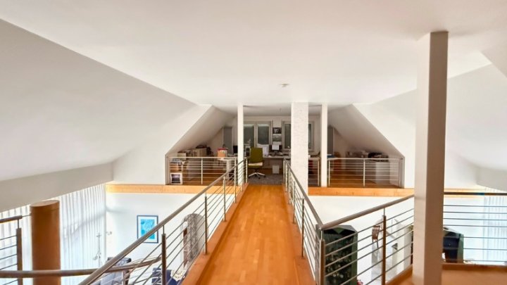 Hotel – Mietwohnung und Gewerbeeinheit in Hülzweiler