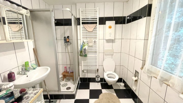 Wohnhaus mit zwei Wohneinheiten in zentraler Lage von Beckingen