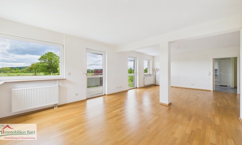 PERL / SENIORENGALERIE MOSELPARK:

117 m² - WOHNUNG MIT BALKON, AUFZUG, KELLER UND TG - STELLPLATZ