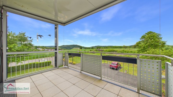 PERL / SENIORENGALERIE MOSELPARK:

117 m² - WOHNUNG MIT BALKON, AUFZUG, KELLER UND TG - STELLPLATZ