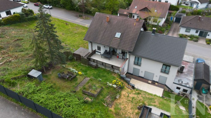 Gepflegtes Einfamilienhaus mit Ausbaupotenzial in gefragter Lage