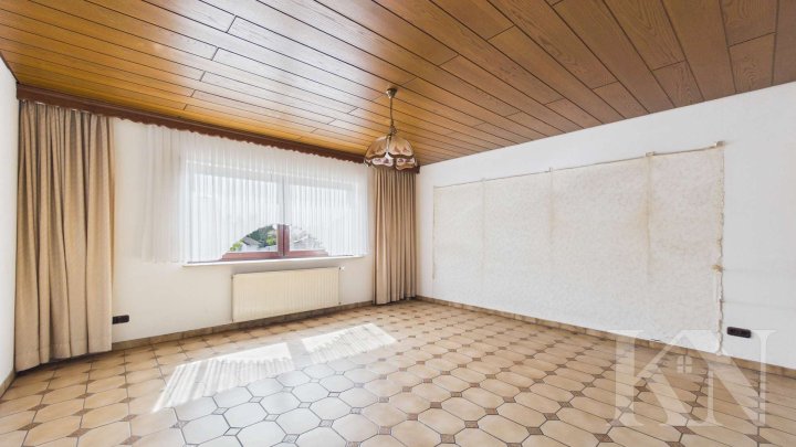 Gepflegtes Einfamilienhaus mit Ausbaupotenzial in gefragter Lage