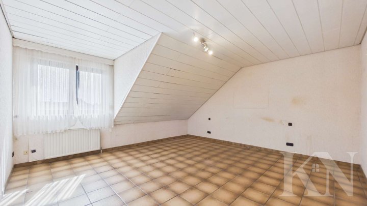 Gepflegtes Einfamilienhaus mit Ausbaupotenzial in gefragter Lage