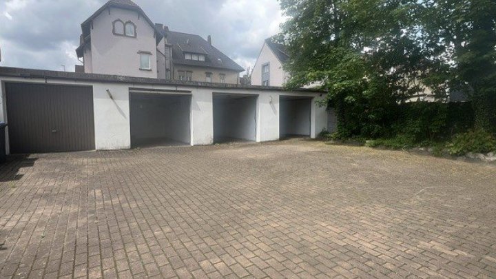 Stilvolle Altbau-Stadtvilla am Stadtrand von Völklingen - Großzügiges Wohnen auf 305 m² mit Charme und Potenzial -Wohnen und Arbeiten unter einem Dach