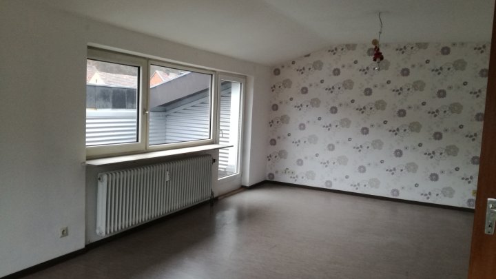 Schöne 2-ZKB mit Balkon im EG in Pirmasens-Niedersimten