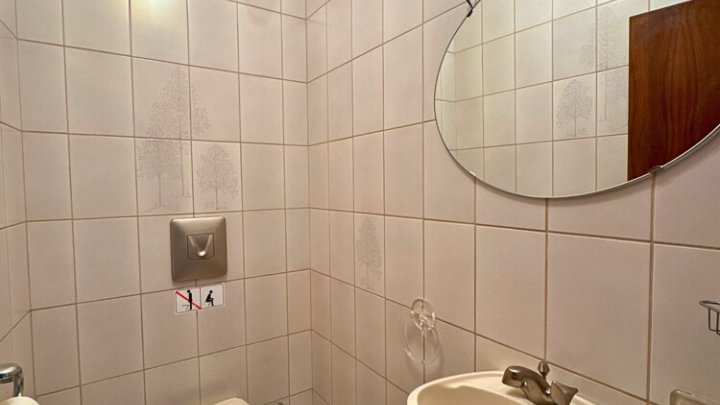 Großzügiges Haus, 410m² Gesamtfläche in ruhiger Seitenstraße von Saarbrücken-West