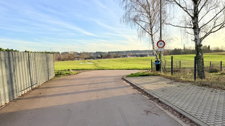 Attraktive Erdgeschosswohnung mit Top-Ausstattung, Garage und Garten in Schwalbach-Hülzweiler