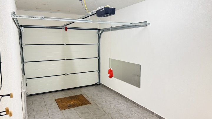Attraktive Erdgeschosswohnung mit Top-Ausstattung, Garage und Garten in Schwalbach-Hülzweiler