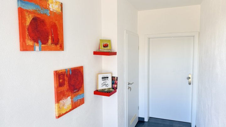 Attraktive Erdgeschosswohnung mit Top-Ausstattung, Garage und Garten in Schwalbach-Hülzweiler