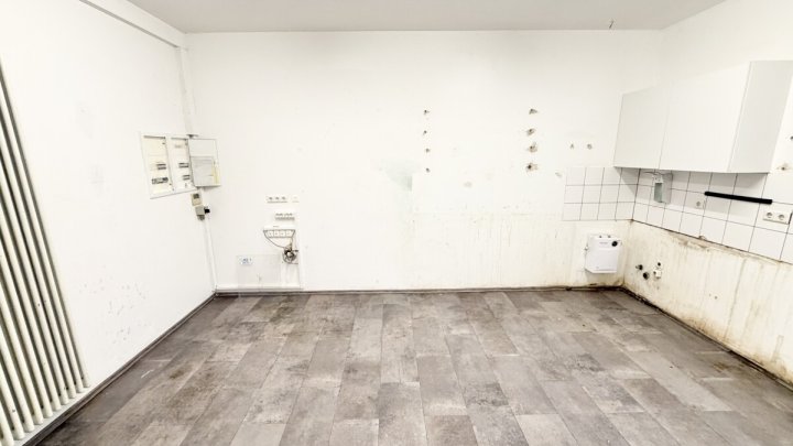 Vielseitige Gewerbefläche mit hoher Sichtbarkeit in der Innenstadt von Merzig
