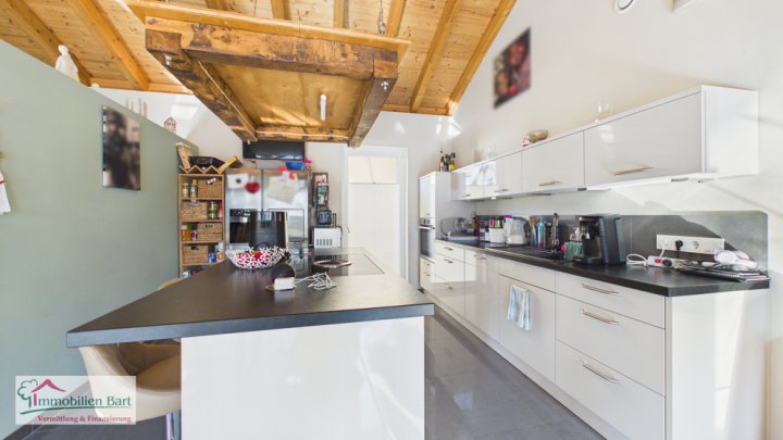 GRENZNÄHE LUXEMBURG: GEPFLEGTES A+ HOLZHAUS, 5 SCHLAFZIMMER, 230 M³ WFL. TOP LAGE BEI SAARBURG