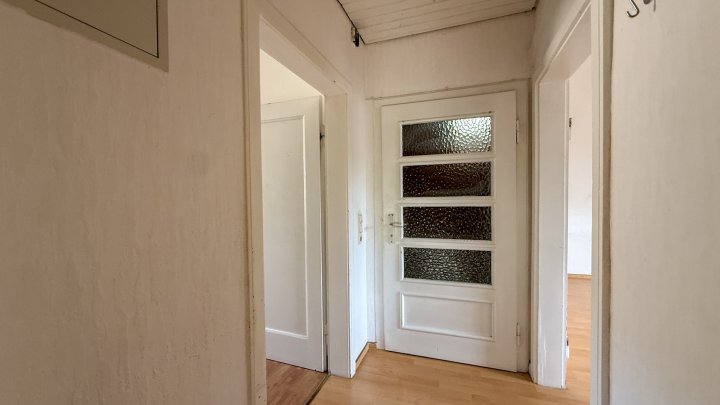 NIEDERWÜRZBACH - Helles Einfamilienhaus mit Garten in ruhiger Lage