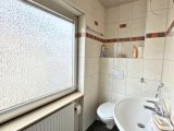 Bad 1 mit Fenster OG-WHG