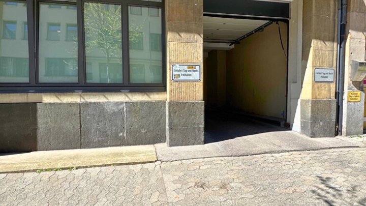 PKW-Stellplatz am Beethovenplatz, perfekte City-Lage