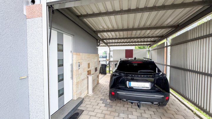 WOHNEN & ARBEITEN - Modernes EFH mit Werkstatthallen und Verkaufsfläche in 67688 Rodenbach