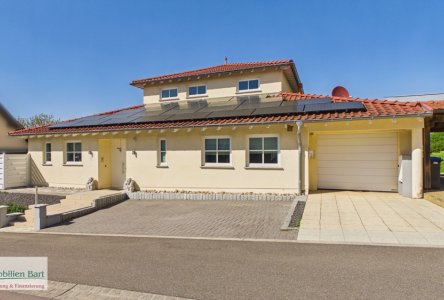 Zufahrt Garage
