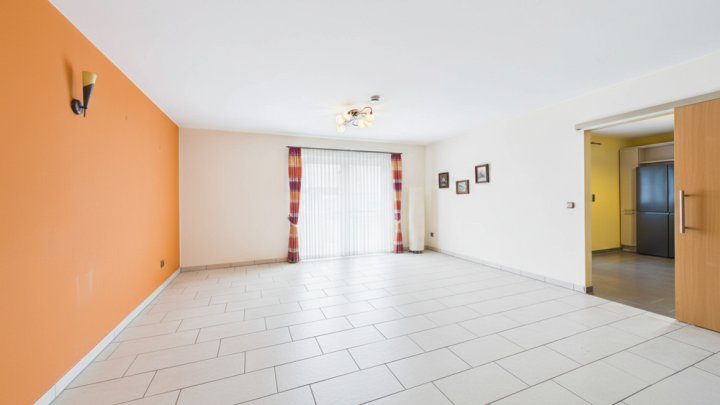 SOFORT VERFÜGBAR! HOCHWERTIGE 3 ZIMMER-WOHNUNG IN TOP-WOHNLAGE!