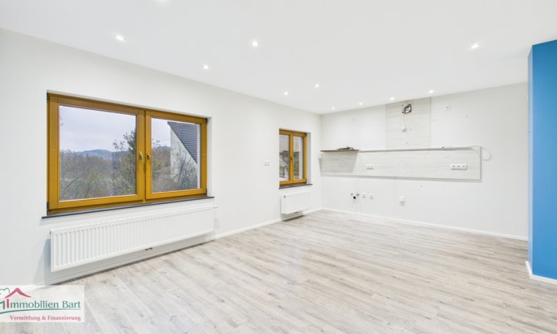 SOFORT VERFÜGBAR: 67 M² WOHNHAUS AUF 14 AR GRUNDSTÜCK!