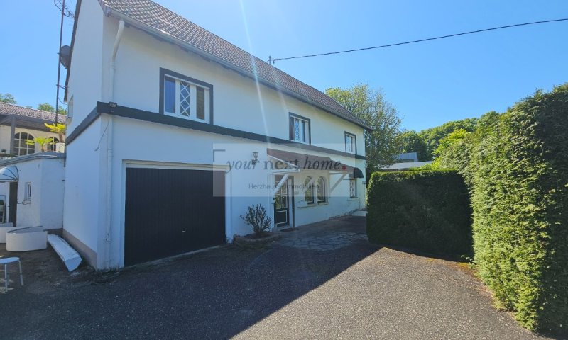 Elegantes ruhiges Einfamilienhaus in Saarbrücken-Bübingen zu vermieten.