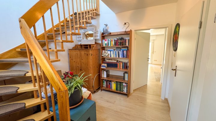 ENERGIESPARSAM - Freist. 2-Fam. Haus mit großem Garten in 66509 Rieschweiler-Mühlbach