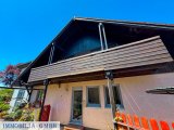Seitenansicht mit seitlichem Balkon