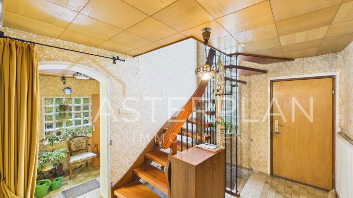 Ein Zuhause mit Geschichte – charmantes Haus in ruhiger, zentraler Lage