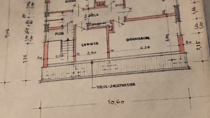 Freistehendes gepflegtes 2-3 FH mit Wintergarten, Garage, sofort verfügbar