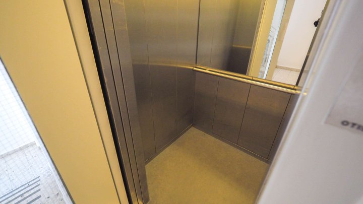 Schönes 2-Zimmer Apartment in Saarbrücken Innenstadt mit guter Belichtung/Einbauküche/Aufzug
