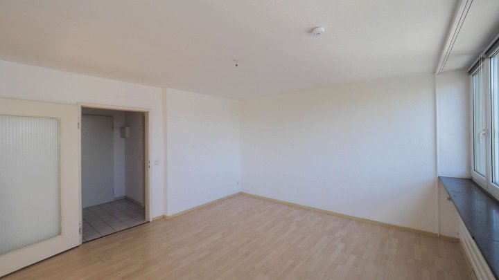 Schönes 2-Zimmer Apartment in Saarbrücken Innenstadt mit guter Belichtung/Einbauküche/Aufzug
