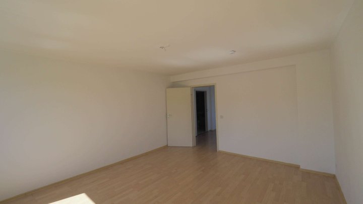 Schönes 2-Zimmer Apartment in Saarbrücken Innenstadt mit guter Belichtung/Einbauküche/Aufzug