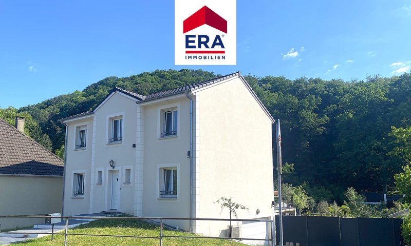 KEINE VERMITTLUNGSGEBÜHREN-EINFAMILIENHAUS MIT POOL IN FORBACH/FR, NÄHE SAARBRÜCKEN