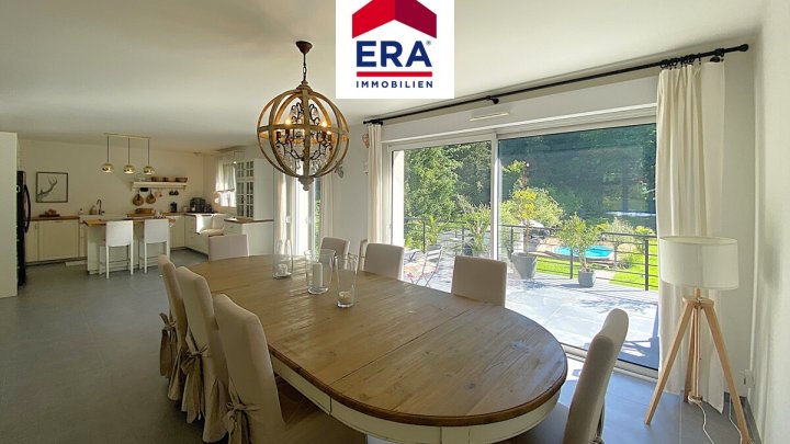 KEINE VERMITTLUNGSGEBÜHREN-EINFAMILIENHAUS MIT POOL IN FORBACH/FR, NÄHE SAARBRÜCKEN
