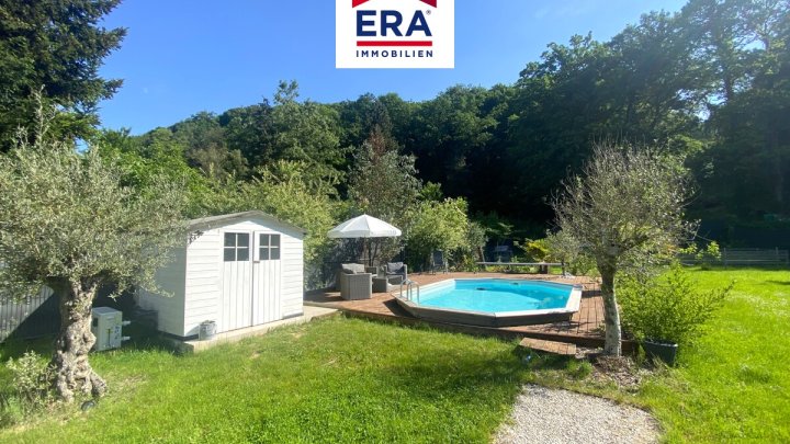 KEINE VERMITTLUNGSGEBÜHREN-EINFAMILIENHAUS MIT POOL IN FORBACH/FR, NÄHE SAARBRÜCKEN