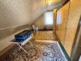 Durchgangszimmer im DG