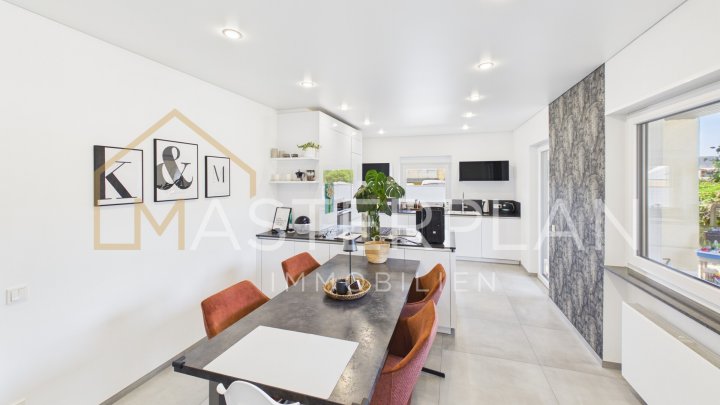 Jetzt zum neuen Preis – stilvolles Einfamilienhaus mit Garten und viel Platz