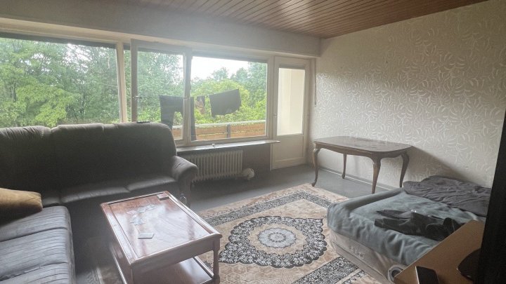  2-3 Familienhaus in Saarbrücken-Klarenthal - Ruhiges Wohnen auf großzügigem Grundstück