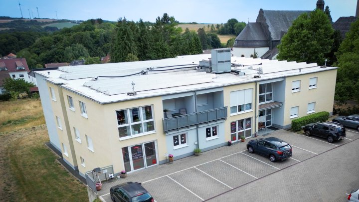 Modern und altersgerecht gestaltete Eigentumswohnung mit Aufzug gelegen im Grünen