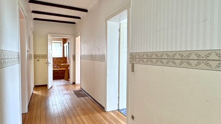 Altbauvilla mit parkähnlichem Grundstück auf dem oberen Rastpfuhl