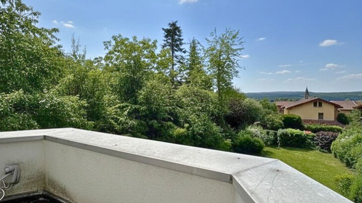 Altbauvilla mit parkähnlichem Grundstück auf dem oberen Rastpfuhl