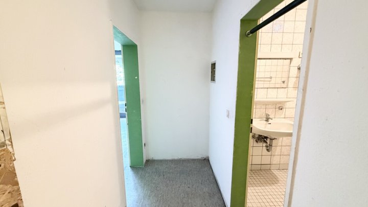 1-Zimmer-Wohnung mit Balkon in Saarbrücken-Güdingen