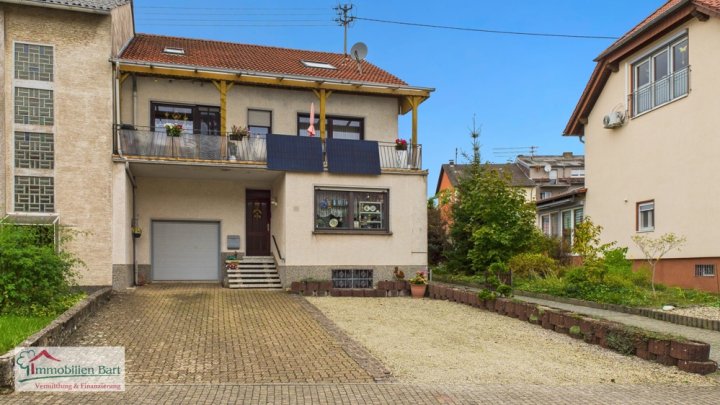 ORSCHOLZ: EINFAMILIENHAUS / GARTEN / GARAGE / VIELFÄLTIGE NUTZUNGSMÖGLICHKEITEN