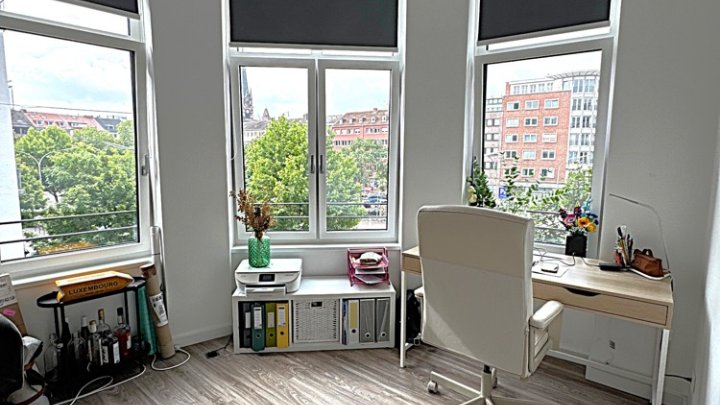 Sanierte 2-ZKB mit EBK am Beethovenplatz, perfekte City-Lage