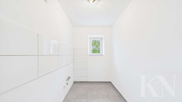 Gepflegte Doppelhaushälfte mit Garten & Ausbaupotenzial in Uchtelfangen