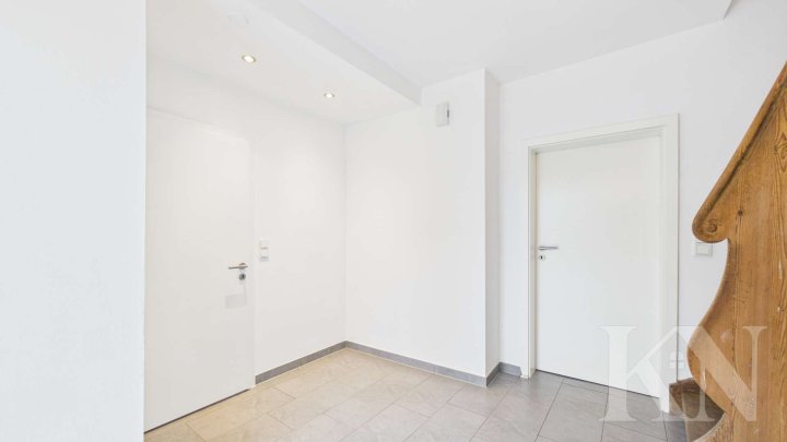 Gepflegte Doppelhaushälfte mit Garten & Ausbaupotenzial in Uchtelfangen