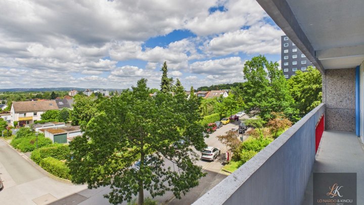 Gepflegte Eigentumswohnung in Homburg mit Balkon nahe der Uni-Klinik