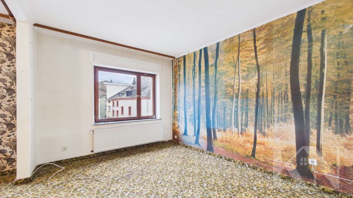 Wohnen & Arbeiten vereint – Großzügiges Wohn- und Geschäftshaus im Zentrum von Perl