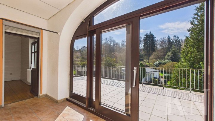 Altbauvilla mit Charme & Schieflage – 200 m² Wohnfläche auf 1.085 m² Grundstück