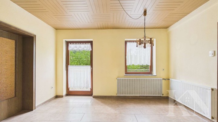 Einfamilienhaus mit großem Grundstück und vielseitigem Potenzial